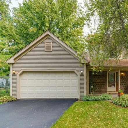 Image 3 - 2 Bradbury Court, Fox River Grove, McHenry County, IL 60021, USA - House for sale