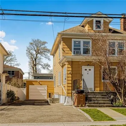 Image 1 - 52 Crotty Avenue, Dunwoodie Heights, City of Yonkers, NY 10704, USA - House for sale