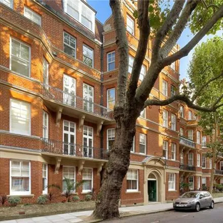 Buy this 4 bed apartment on Cheyne Court in 1-10;11-20;21-30;51-60;61-70;71-80;41-50;31-40 Cheyne Court, London