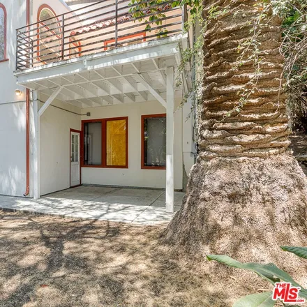 Image 3 - 6617 Padre Terrace, Los Angeles, CA 90068, USA - House for sale