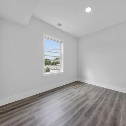 Image 7 - Grand Street at State Street, Grand Street, Jersey City, NJ 07304, USA - Apartment for rent