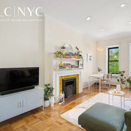 Buy this studio townhouse on 138 West 87th Street in New York, NY 10024