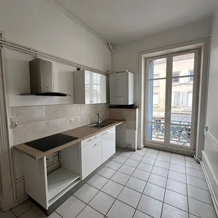 Rent this 3 bed apartment on 7 Rue Ledru Rollin in 42120 Le Coteau, France