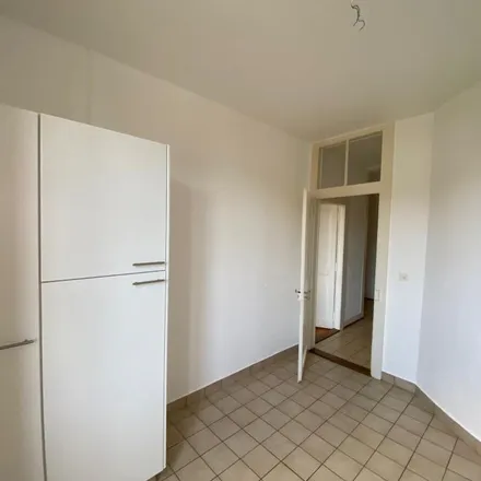 Rent this 4 bed apartment on Yverdon-les-Bains in Maison Rouge, Avenue Haldimand