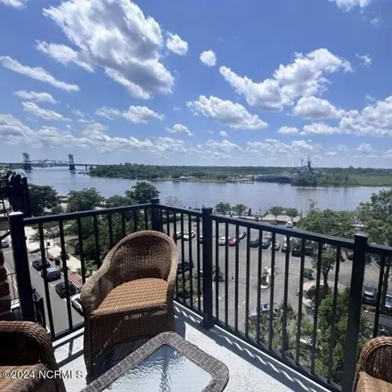 Buy this 1 bed condo on 46 Grace Street in Wilmington, NC 28401