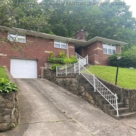 Buy this 3 bed house on Dry Ridge Place in St. Albans, WV 52177