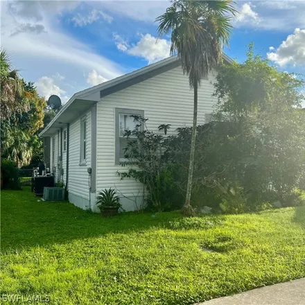 Buy this 2 bed house on 1914 Hill Avenue in Fort Myers, FL 33901