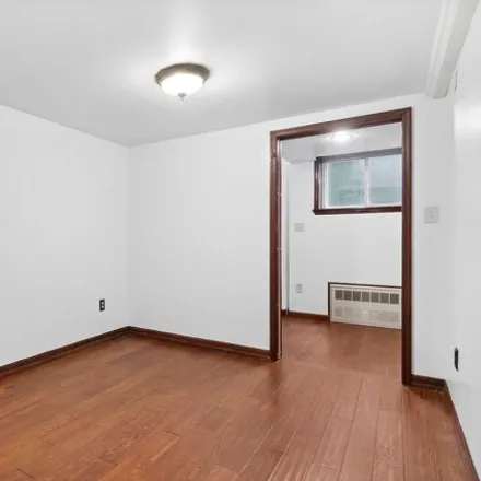 Image 8 - 1045 Bay Ridge Avenue, New York, NY 11219, USA - Apartment for sale