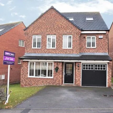 Buy this 4 bed house on Waggon Road in Thorpe-on-the-Hill, LS10 4GT