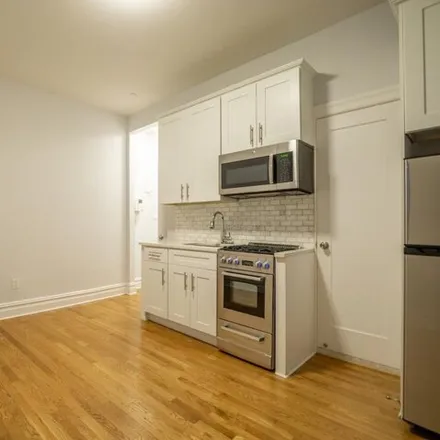 Rent this studio house on 230 W 99th St Apt 1S in New York, 10025