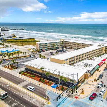 Image 5 - Daytona Inn Beach Resort, South Ocean Avenue, Daytona Beach, FL 32118, USA - Condo for sale