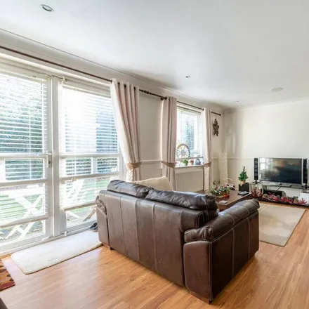 Image 1 - May Bate Avenue, London, KT2 5UR, United Kingdom - Apartment for rent