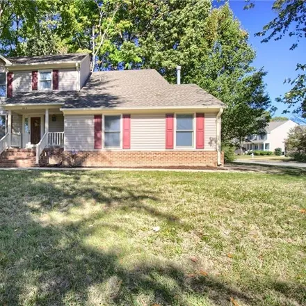 Buy this 3 bed house on 203 West Wedgewood Drive in York County, VA 23693