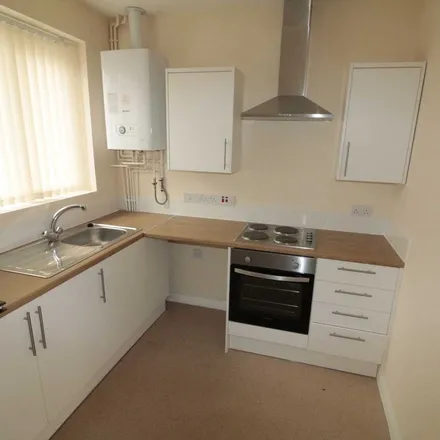 Image 3 - Waterfields, Central Square, Sefton, L31 0AE, United Kingdom - Apartment for rent