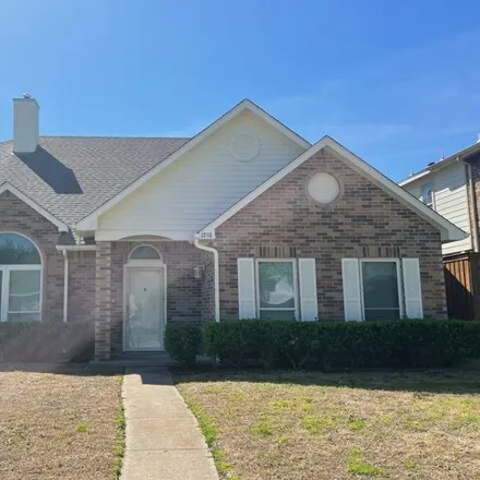 Buy this 4 bed house on 1919 Putman Way in Garland, TX 75040