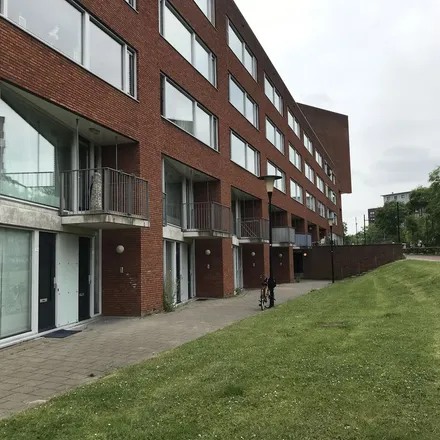 Rent this 2 bed apartment on Reling 167 in 2993 DP Barendrecht, Netherlands