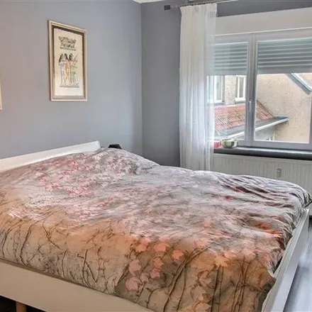 Rent this 2 bed apartment on Tomberg in 1200 Woluwe-Saint-Lambert - Sint-Lambrechts-Woluwe, Belgium