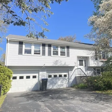 Rent this 3 bed house on 18 Tournament Road in West Natick, Natick