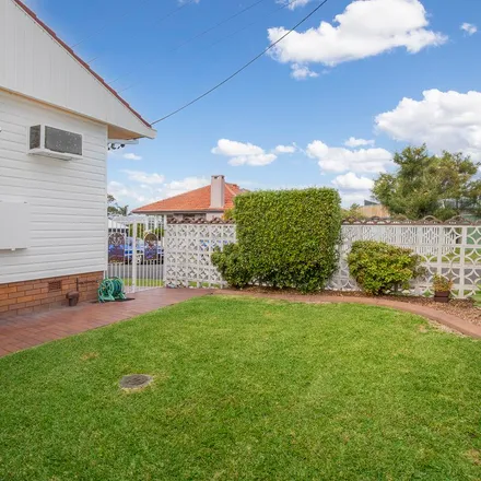 Image 3 - Sparke Street, Tighes Hill NSW 2297, Australia - Apartment for rent