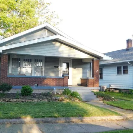 Buy this 2 bed house on 2334 South 8th Street in Terre Haute, IN 47802