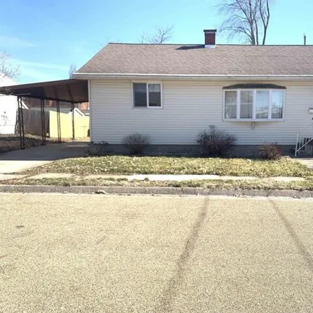 Buy this 2 bed house on 214 East Avenue D in Lewistown, IL 61542