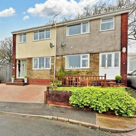 Buy this 2 bed duplex on Foel View Close in Llantwit Fardre, CF38 2PL