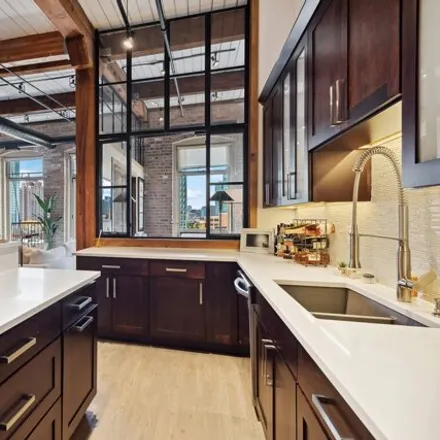 Image 8 - River Bank Lofts, 550 North Kingsbury Street, Chicago, IL 60654, USA - Condo for sale