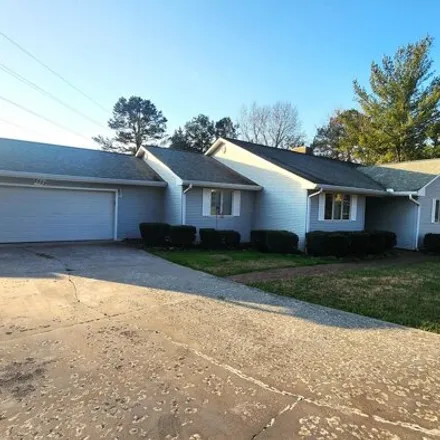 Buy this 3 bed house on 2598 Cindy Street in Athens, TN 37303