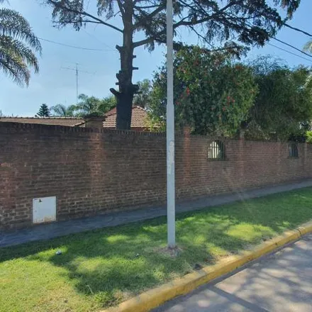 Buy this 3 bed house on Doctor Luis Leloir in Partido de General Rodríguez, General Rodríguez
