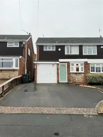 Buy this 3 bed duplex on Rothesay Drive in Wordsley, DY8 5EP