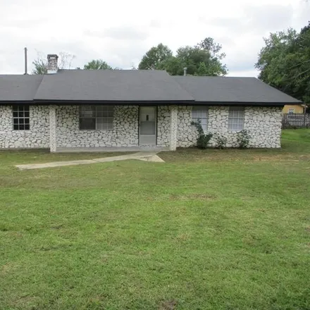 Buy this 3 bed house on 101 Mize Street in Ellisville, Jones County
