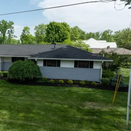 Buy this 3 bed house on 297 Amherst Road Southeast in Harbor Hills, Licking County