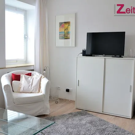 Rent this 2 bed apartment on Albertusstraße 14 in 50667 Cologne, Germany