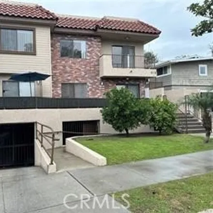Rent this 2 bed apartment on 275 East Maple Street in Glendale, CA 91205