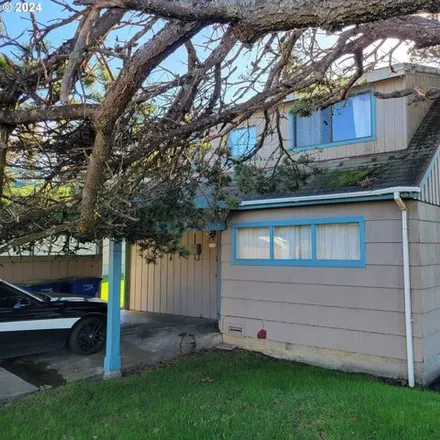 Buy this 3 bed house on 1602 Northwest 32nd Street in Lincoln City, OR 97367