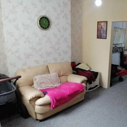 Rent this 3 bed townhouse on Gladys Street in Cardiff, CF24 4HA
