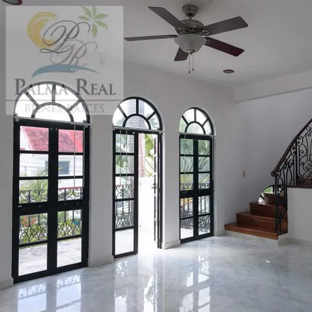 Buy this studio house on Cerrada Contoy in 77505 Cancún, ROO