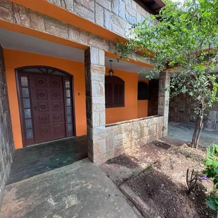 Rent this 3 bed house on Cantina Macarrão do Cabral in Rua Tocantins, Pampulha