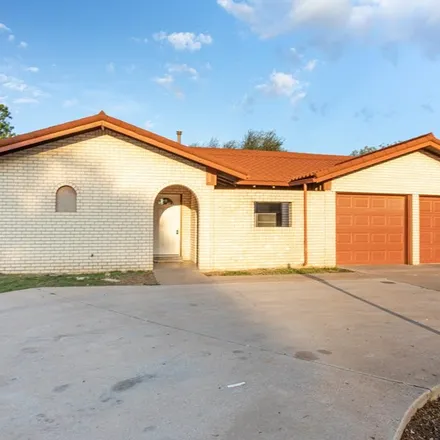 Buy this 3 bed house on 2809 Tanglewood Lane in Odessa, TX 79762