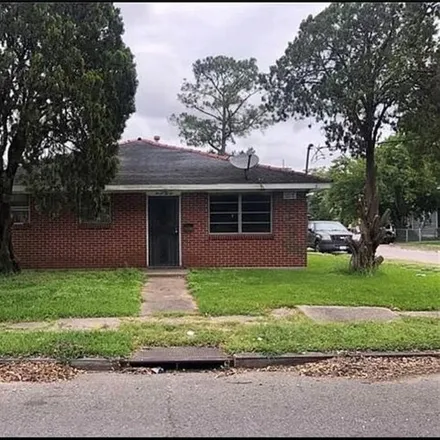 Rent this 2 bed house on 912 Andry Street in Lower Ninth Ward, New Orleans