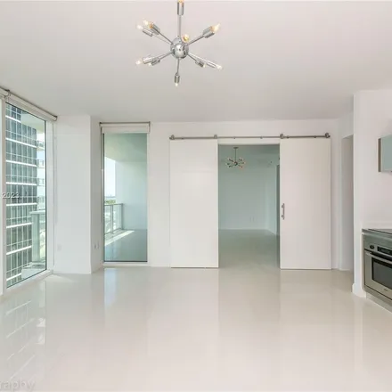 Image 6 - Biscayne Boulevard & Northeast 11th Street, Biscayne Boulevard, Miami, FL 33132, USA - Apartment for rent