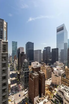 Image 7 - Ritz Tower, 465 Park Avenue, New York, NY 10022, USA - Apartment for sale