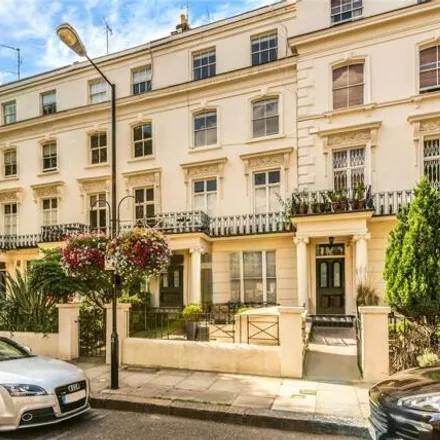Rent this 2 bed townhouse on 6 Clarendon Gardens in London, W9 1BH