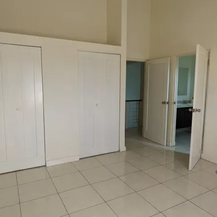 Image 5 - SE 1st Avenue, Greater Portmore, Portmore, Jamaica - Townhouse for rent