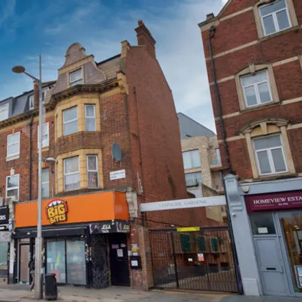 Image 2 - Meaty Buns, 262 Kilburn High Road, London, NW6 2BY, United Kingdom - Apartment for sale