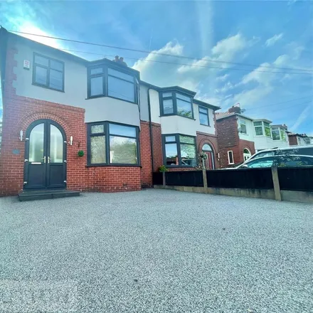 Rent this 3 bed duplex on Northfield Road in Manchester, M40 3RL