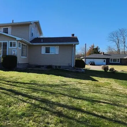 Image 3 - 1288 Northwood Lane, Muscatine, IA 52761, USA - House for sale