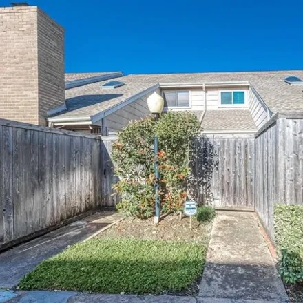 Buy this 2 bed house on 13844 Hollowgreen Drive in Houston, TX 77082