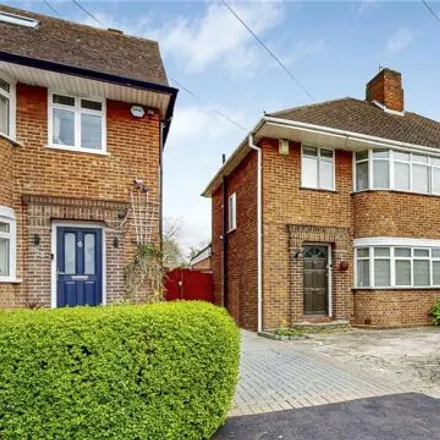 Buy this 3 bed duplex on Merrion Avenue in London, HA7 4RY