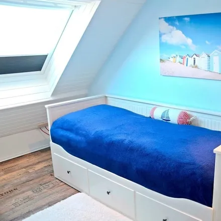 Rent this 2 bed duplex on 23743 Grömitz